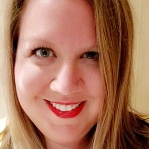 Meet your Posher, Leslie